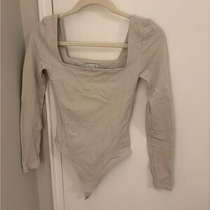 NWOT ARITZIA Cream Contour Long Sleeve Bodysuit